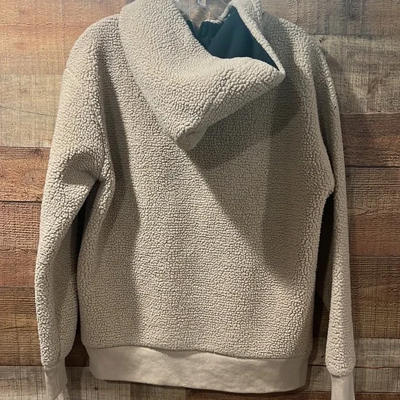 Hollister Sherpa hoodie men's small - Picture 4 of 5